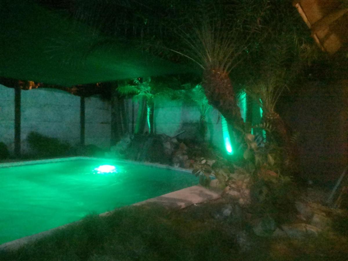 Hostel Antorchas Dominical Buitenkant foto