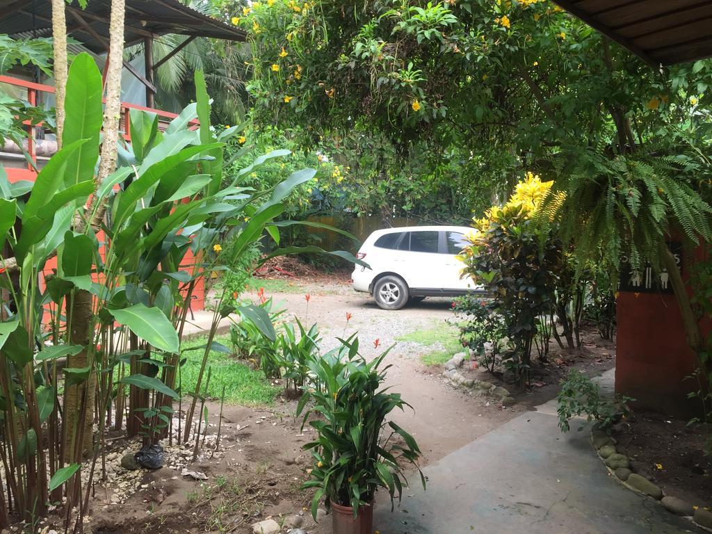 Hostel Antorchas Dominical Buitenkant foto