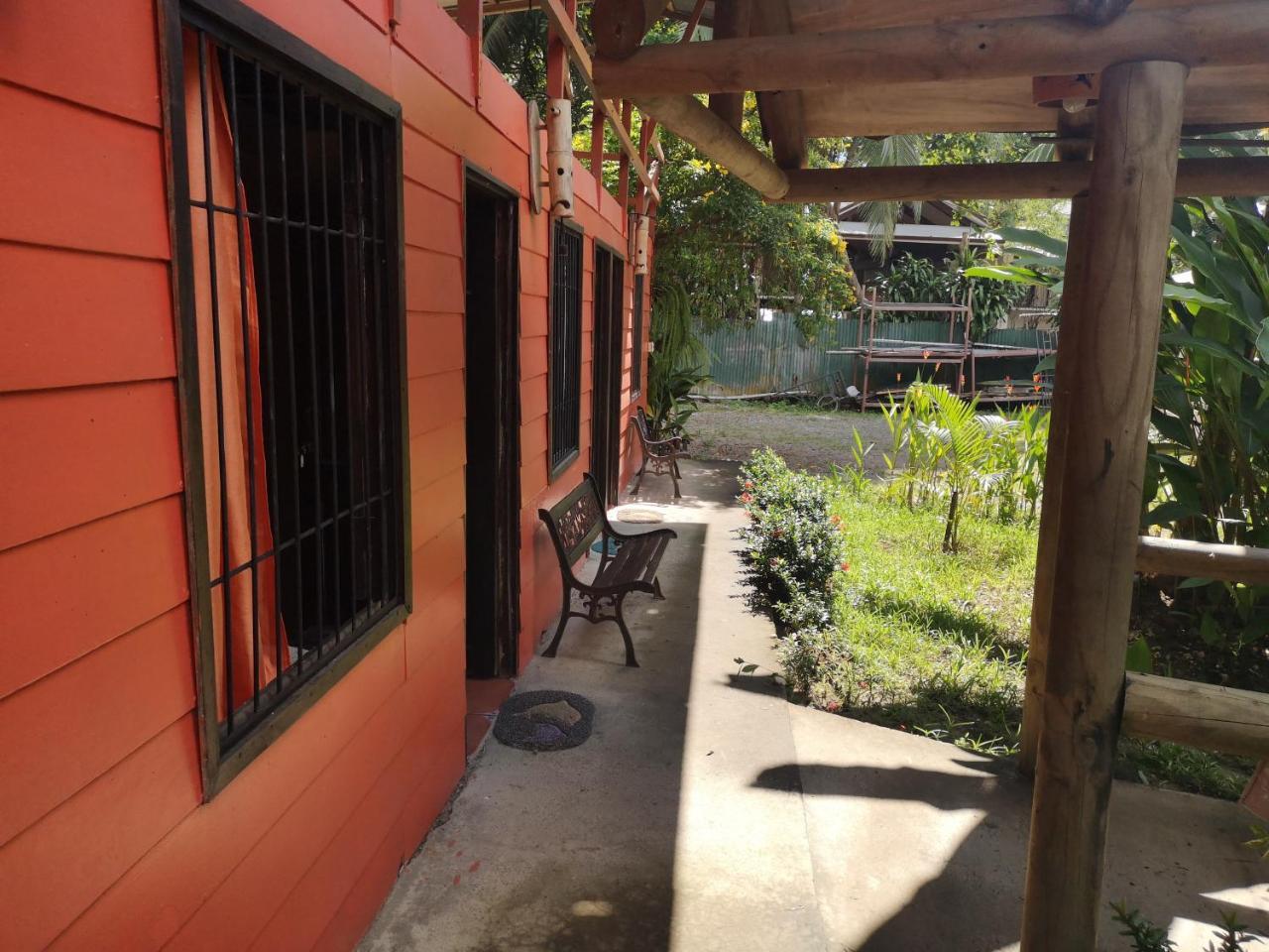 Hostel Antorchas Dominical Buitenkant foto